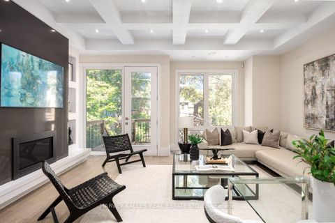 Photo 5 at 326 St Clements Avenue, Lawrence Park South, Toronto