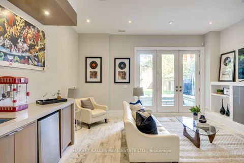 Photo 12 at 326 St Clements Avenue, Lawrence Park South, Toronto