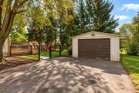 Photo 26 at 5 East Gate, Grove East, Barrie