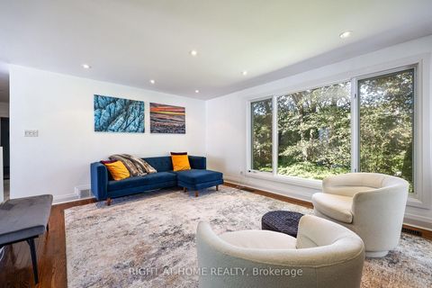 Photo 9 at 69 Montressor Drive, Windfields, Toronto