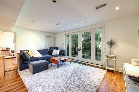 Photo 16 at 69 Montressor Drive, Windfields, Toronto