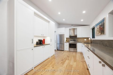 Photo 13 at 9 Adeline Court, Jamestown, Toronto