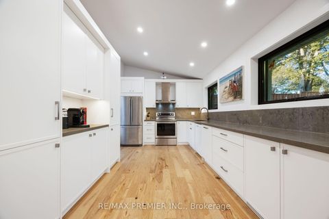 Photo 16 at 9 Adeline Court, Jamestown, Toronto