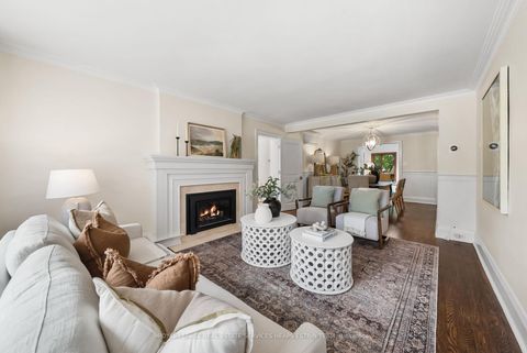 Photo 2 at 112 Southvale Drive, Leaside, Toronto
