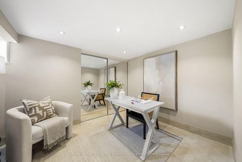 Photo 19 at 112 Southvale Drive, Leaside, Toronto