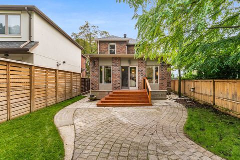 Photo 27 at 112 Southvale Drive, Leaside, Toronto