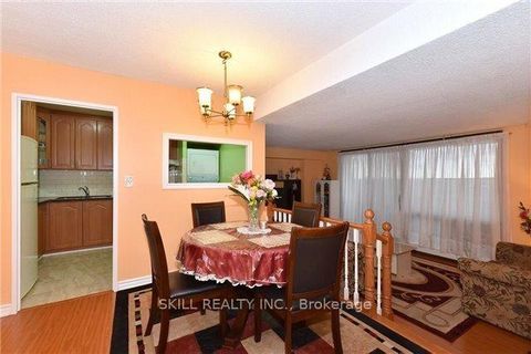 Photo 1 at 1509 - 5 San Romano Way, Black Creek, Toronto