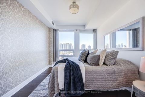 Photo 4 at 1006 - 500 St Clair Avenue W, Cedarvale, Toronto