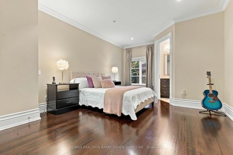 Photo 26 at 11 Doon Road, York Mills, Toronto