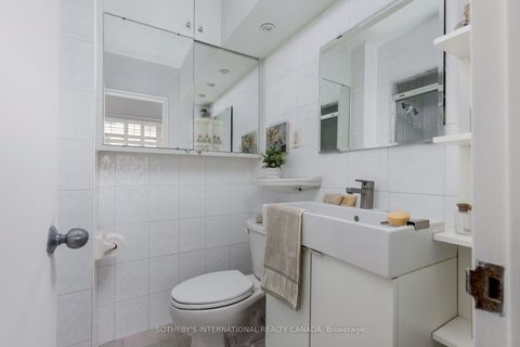 Photo 27 at 1001 - 575 Avenue Road, St. Clair, Toronto