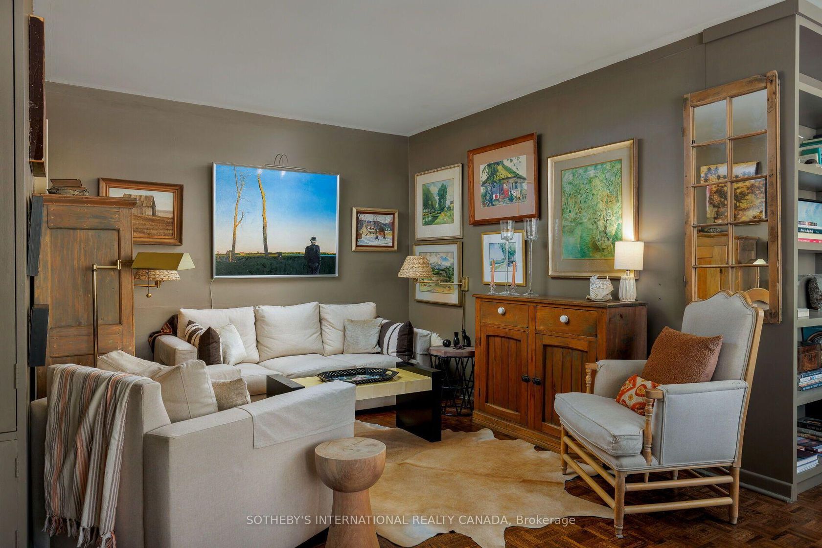 1001 - 575 Avenue Road, St. Clair, Toronto 