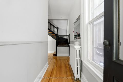 Photo 12 at 492 Euclid Avenue, Little Italy, Toronto