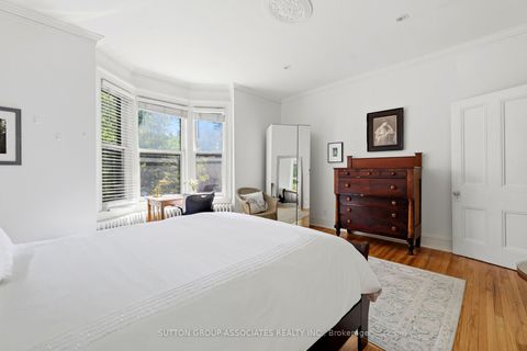 Photo 25 at 492 Euclid Avenue, Little Italy, Toronto