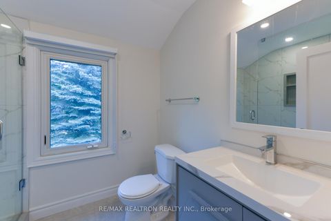Photo 28 at 150 Upper Canada Drive, Windfields, Toronto