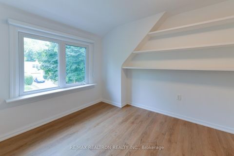 Photo 33 at 150 Upper Canada Drive, Windfields, Toronto