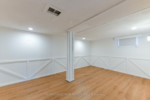 Photo 39 at 150 Upper Canada Drive, Windfields, Toronto