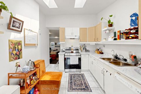Photo 7 at 44 Mitchell Avenue, Niagara, Toronto