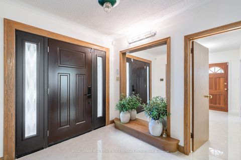 Photo 5 at 38 Killdeer Crescent, Leaside, Toronto