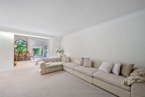 Photo 8 at 38 Killdeer Crescent, Leaside, Toronto