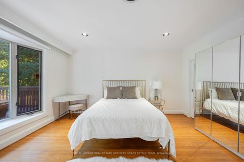 Photo 19 at 38 Killdeer Crescent, Leaside, Toronto