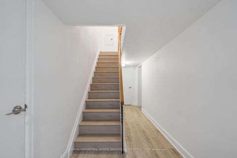 Photo 25 at 38 Killdeer Crescent, Leaside, Toronto