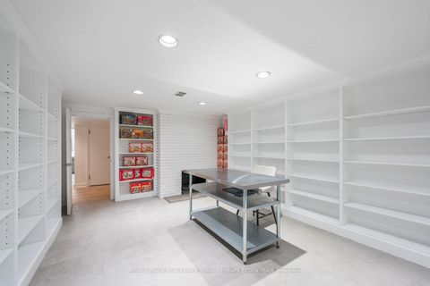 Photo 34 at 38 Killdeer Crescent, Leaside, Toronto