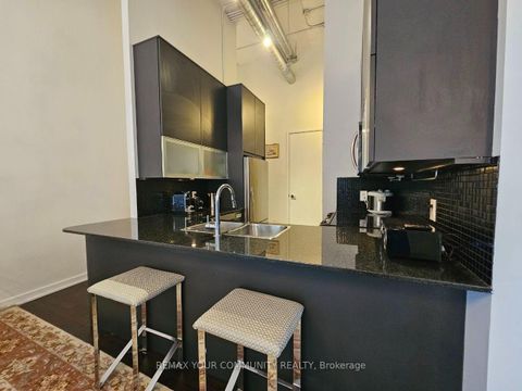 Photo 14 at 210 - 380 Macpherson Avenue, Casa Loma, Toronto