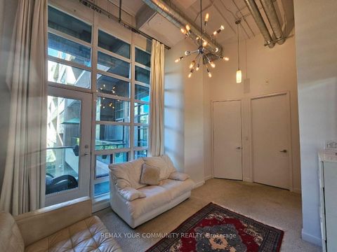 Photo 15 at 210 - 380 Macpherson Avenue, Casa Loma, Toronto