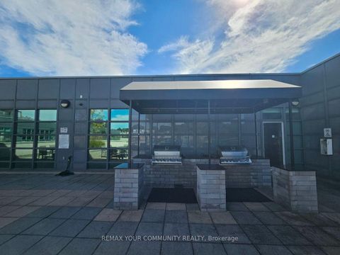 Photo 24 at 210 - 380 Macpherson Avenue, Casa Loma, Toronto