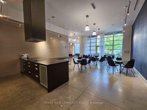 Photo 32 at 210 - 380 Macpherson Avenue, Casa Loma, Toronto
