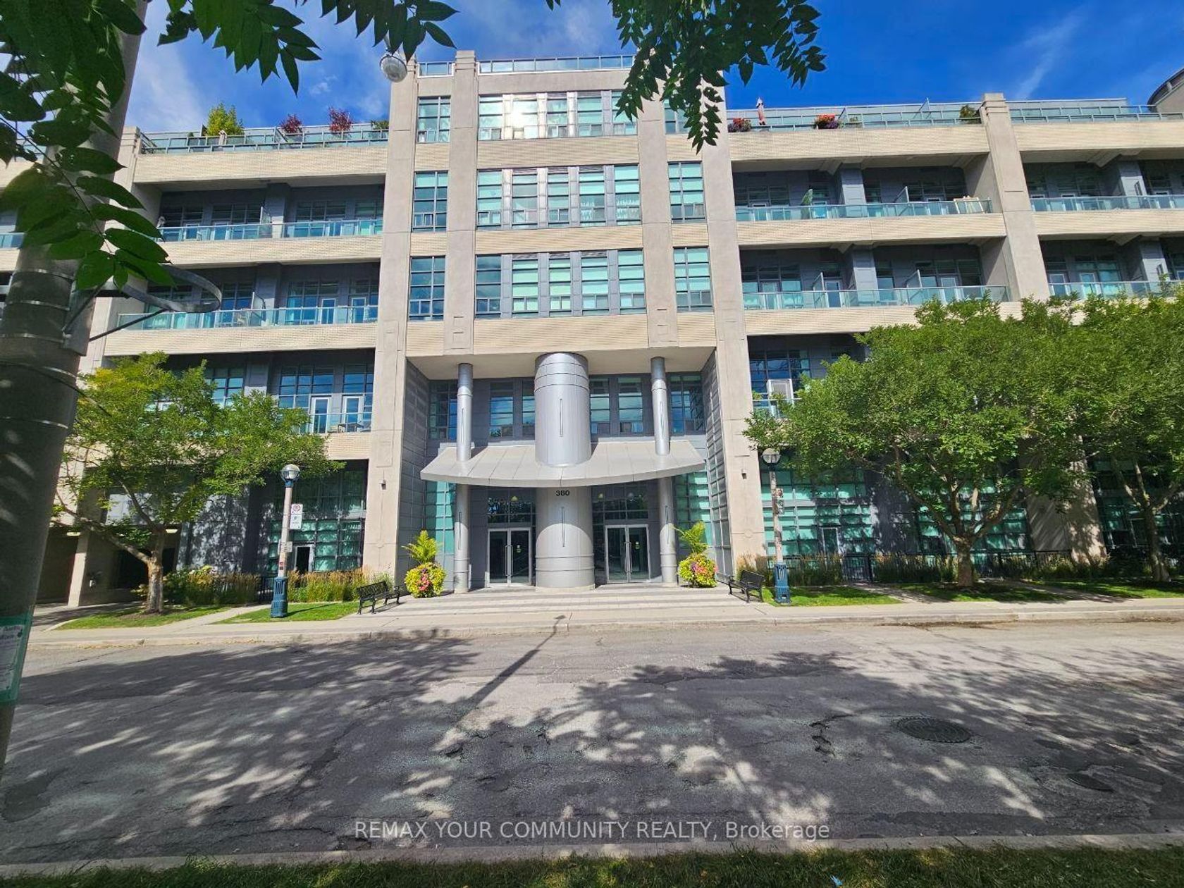 210 - 380 Macpherson Avenue, Casa Loma, Toronto 