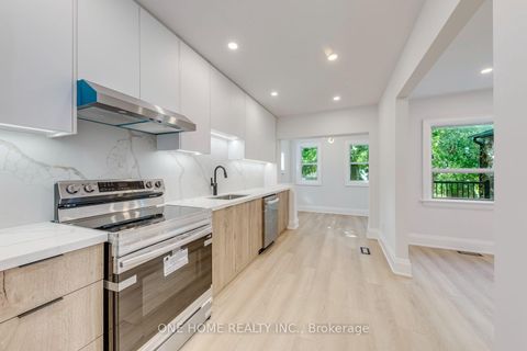 Photo 6 at 7 Methuen Avenue, Lambton Baby Point, Toronto