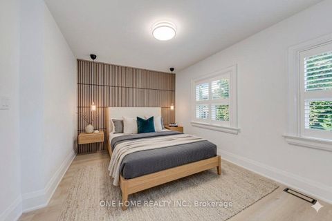 Photo 8 at 7 Methuen Avenue, Lambton Baby Point, Toronto