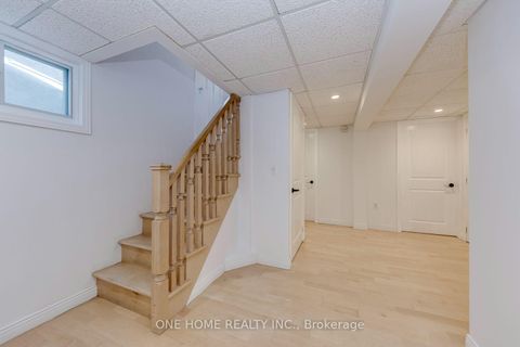 Photo 13 at 7 Methuen Avenue, Lambton Baby Point, Toronto