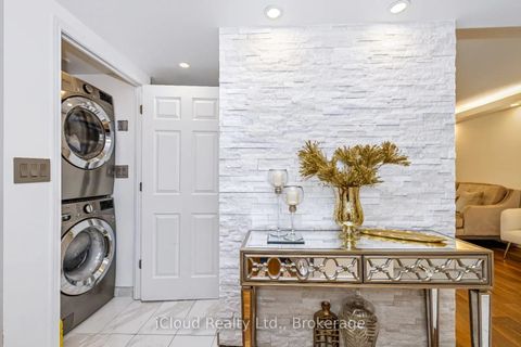 Photo 14 at 800 - 18 Hollywood Avenue, Willowdale East, Toronto