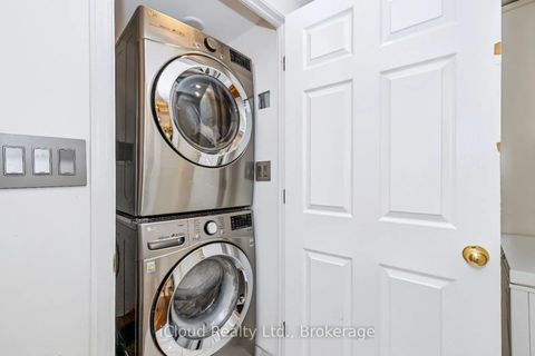 Photo 15 at 800 - 18 Hollywood Avenue, Willowdale East, Toronto