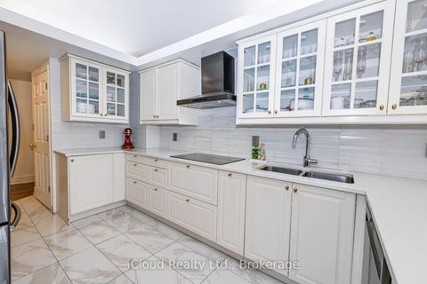 Photo 19 at 800 - 18 Hollywood Avenue, Willowdale East, Toronto
