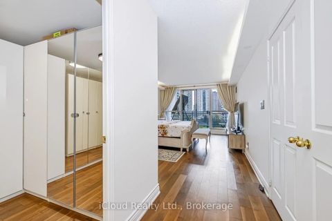 Photo 28 at 800 - 18 Hollywood Avenue, Willowdale East, Toronto