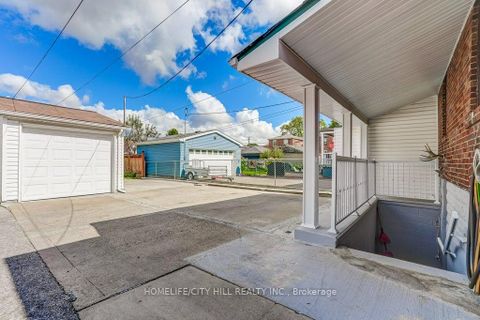 Photo 32 at 118 Lambton Avenue, Mount Dennis, Toronto