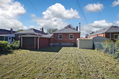 Photo 24 at 43 Roebuck Drive, Kennedy Park, Toronto