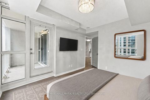 Photo 13 at 706 - 35 Bastion Street, Niagara, Toronto