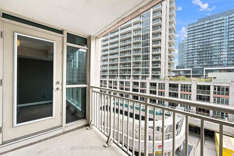 Photo 17 at 706 - 35 Bastion Street, Niagara, Toronto