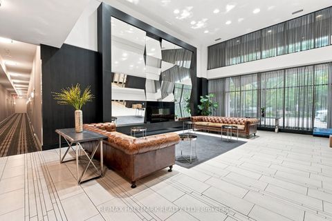 Photo 23 at 706 - 35 Bastion Street, Niagara, Toronto
