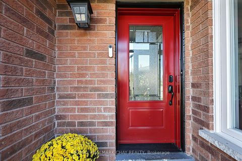 Photo 3 at 121 Taylor Drive, Bayshore, Barrie