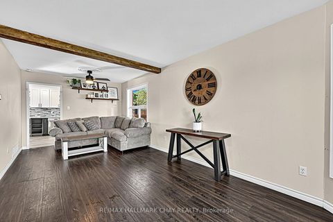 Photo 7 at 121 Taylor Drive, Bayshore, Barrie