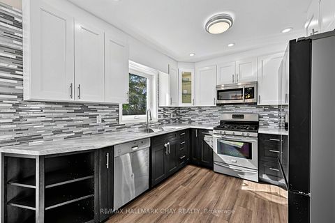 Photo 8 at 121 Taylor Drive, Bayshore, Barrie