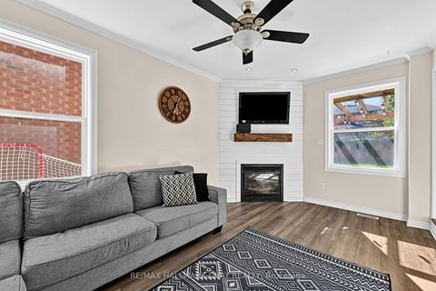 Photo 14 at 121 Taylor Drive, Bayshore, Barrie