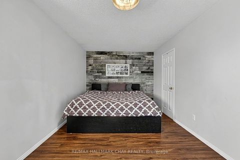 Photo 21 at 121 Taylor Drive, Bayshore, Barrie