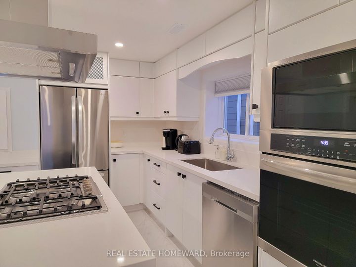 Photo 16 at 434 Victoria Park Avenue, The Beaches, Toronto