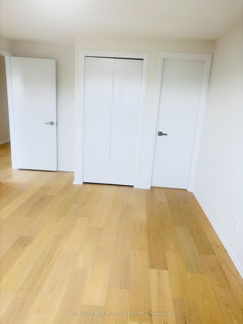 Photo 19 at 93 Corinthian Boulevard, L'Amoreaux, Toronto
